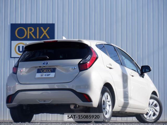 Toyota AQUA 2023-06 7452842-2