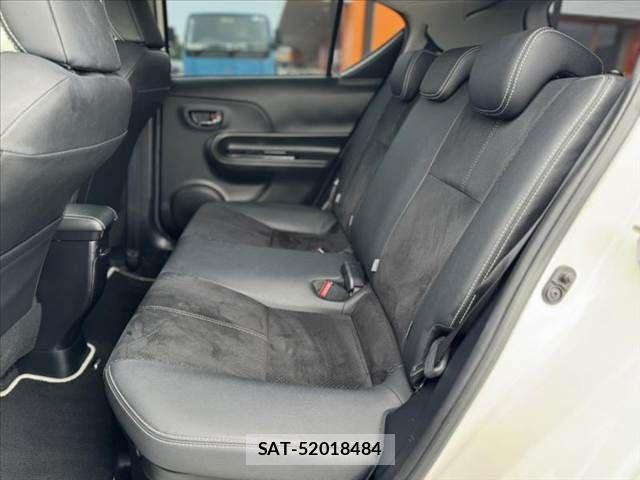 Toyota AQUA 2016-06 7452871-17