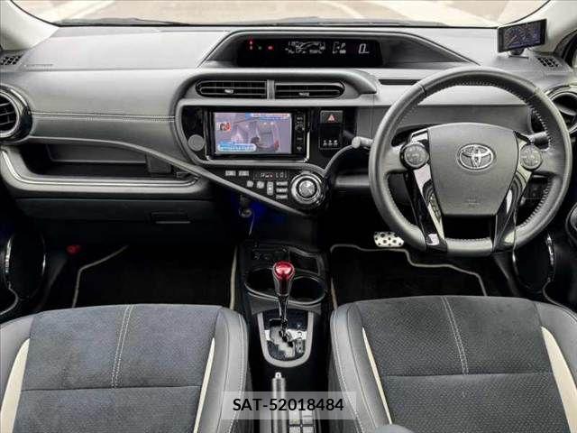 Toyota AQUA 2016-06 7452871-1