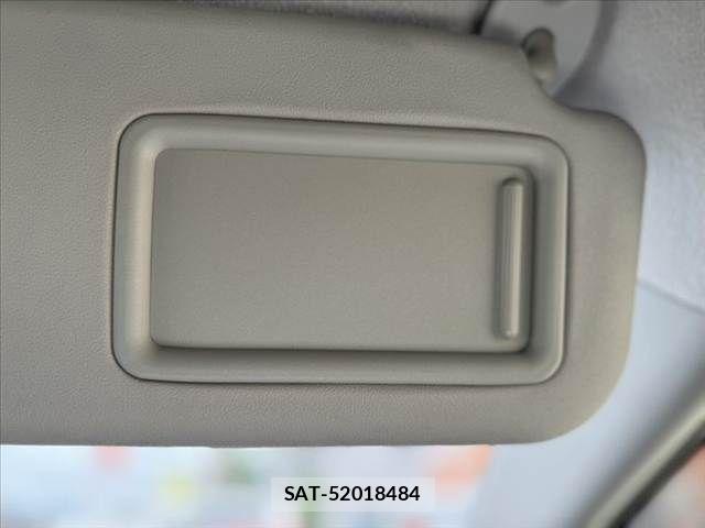 Toyota AQUA 2016-06 7452871-28
