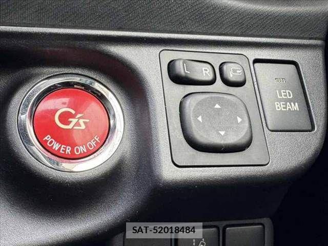 Toyota AQUA 2016-06 7452871-5
