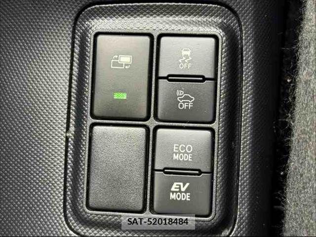 Toyota AQUA 2016-06 7452871-6