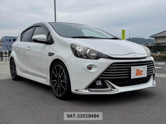 Toyota AQUA 2016-06 7452871-7
