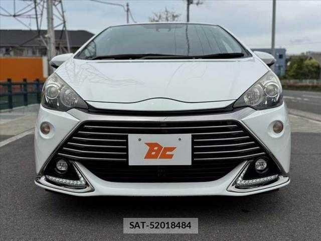Toyota AQUA 2016-06 7452871-8