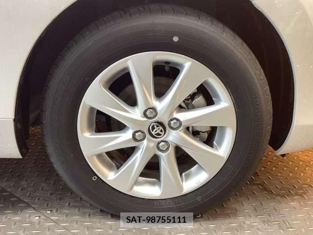 Toyota AQUA 2025-04 7452822-10
