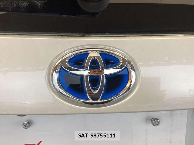 Toyota AQUA 2025-04 7452822-19
