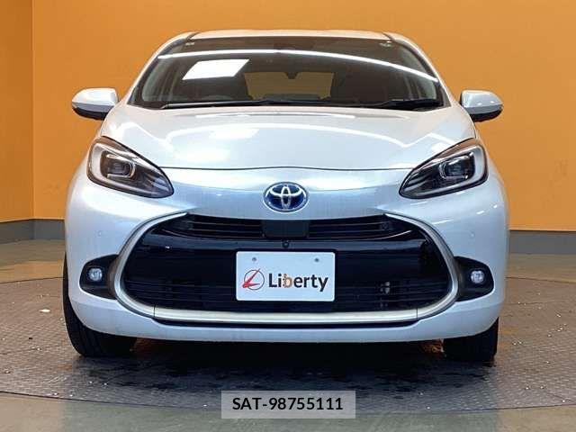 Toyota AQUA 2025-04 7452822-4