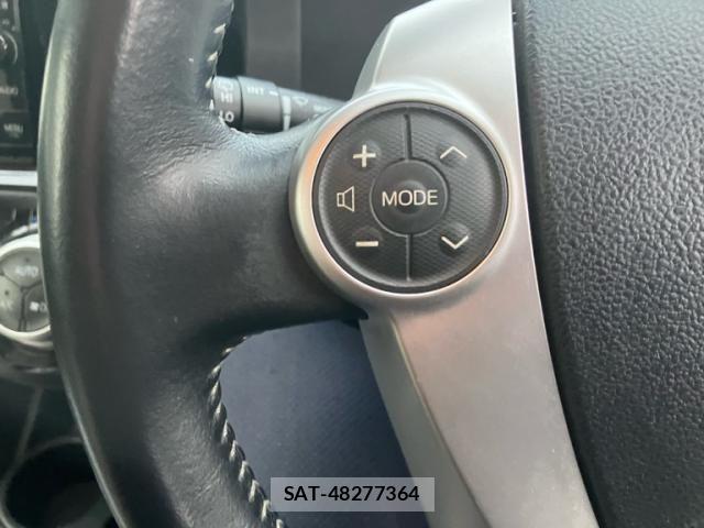 Toyota AQUA 2016-02 7452893-15