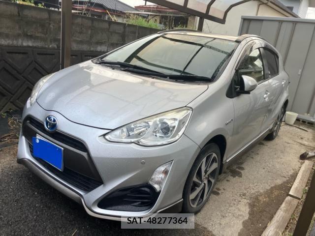 Toyota AQUA 2016-02 7452893-2