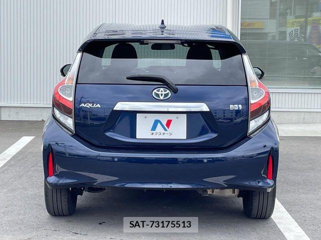 Toyota AQUA 2020-12 7452846-14