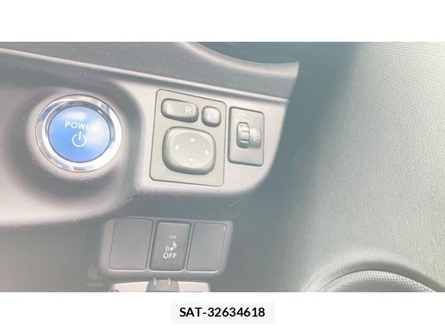 Toyota AQUA 2015-08 7452909-14