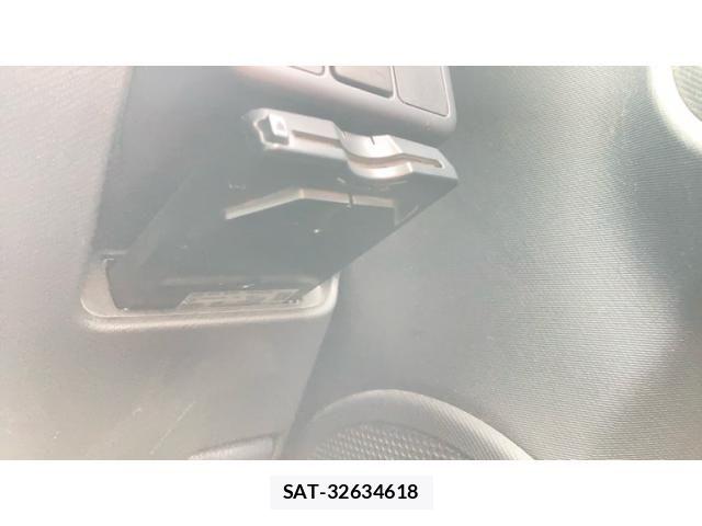 Toyota AQUA 2015-08 7452909-15