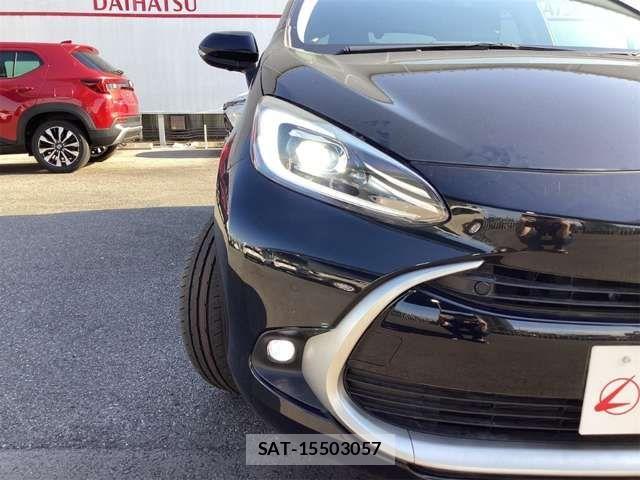 Toyota AQUA 2025-04 7452820-11