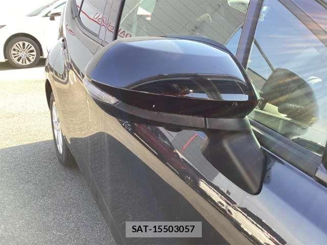 Toyota AQUA 2025-04 7452820-13
