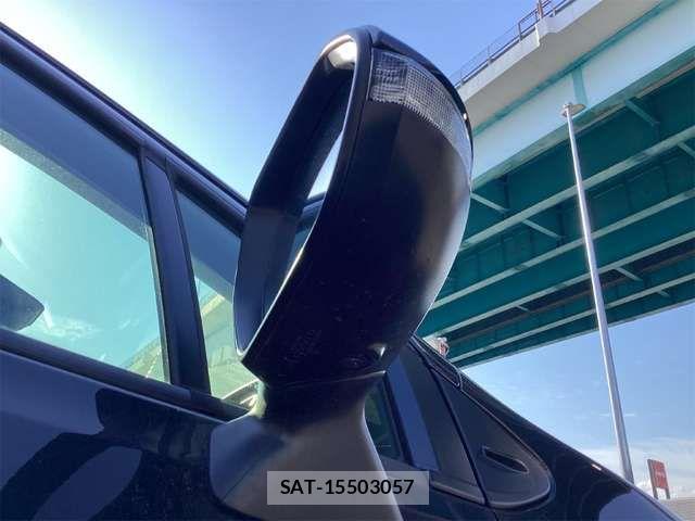 Toyota AQUA 2025-04 7452820-15