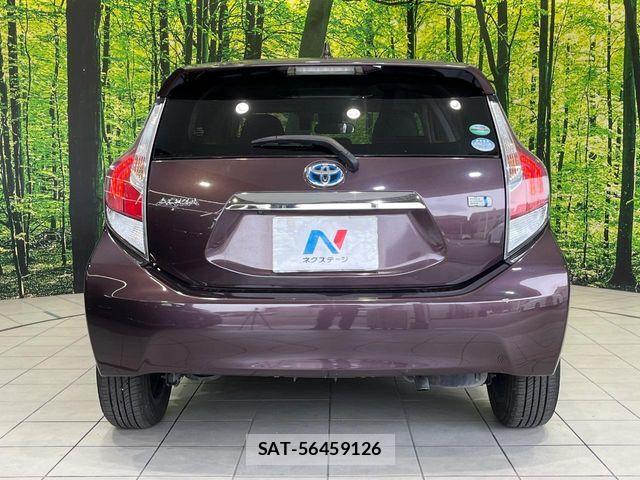 Toyota AQUA 2016-05 7452869-14