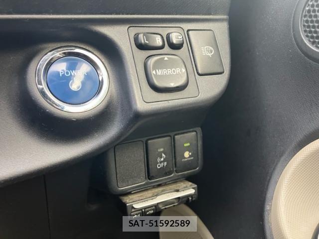 Toyota AQUA 2012-05 7452926-14