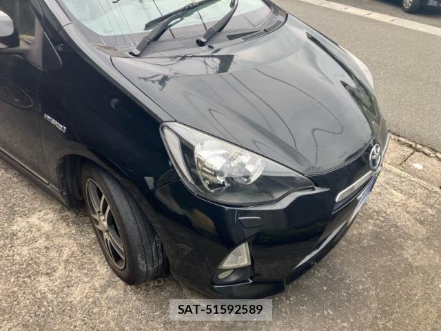 Toyota AQUA 2012-05 7452926-1
