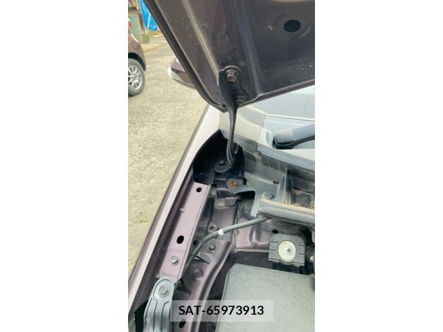 Toyota AQUA 2015-08 7452912-13