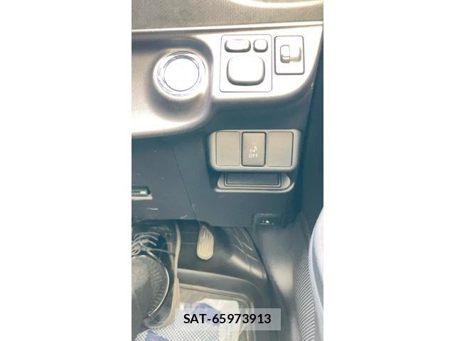 Toyota AQUA 2015-08 7452912-25