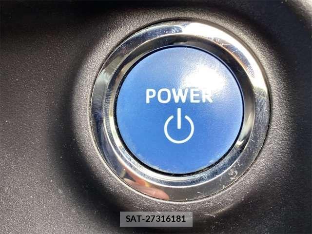 Toyota AQUA 2017-08 7452851-6