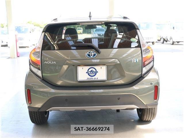 Toyota AQUA 2020-03 7452845-24