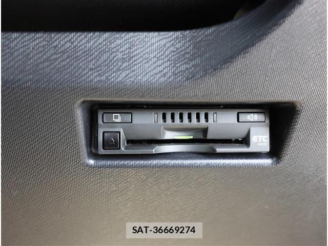 Toyota AQUA 2020-03 7452845-4