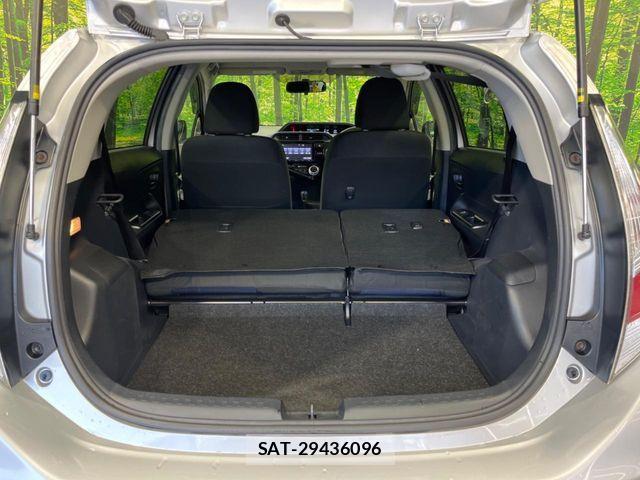 Toyota AQUA 2016-05 7452872-9