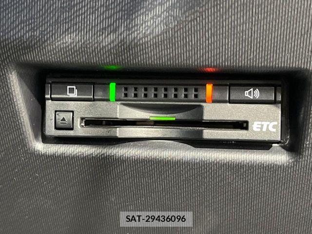 Toyota AQUA 2016-05 7452872-4