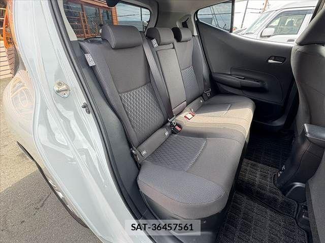 Toyota AQUA 2025-06 7452829-19
