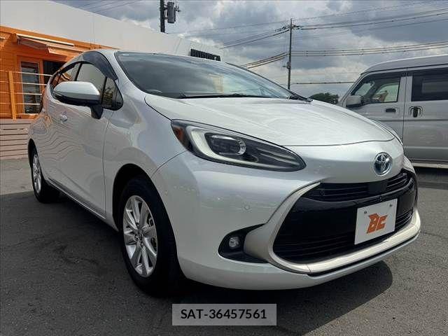 Toyota AQUA 2025-06 7452829-7