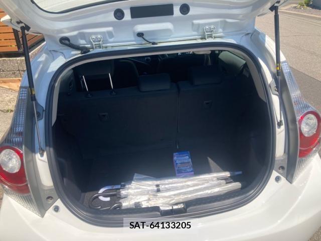 Toyota AQUA 2013-02 7452919-10