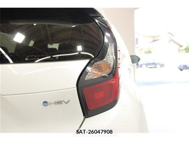Toyota AQUA 2025-03 7452834-17