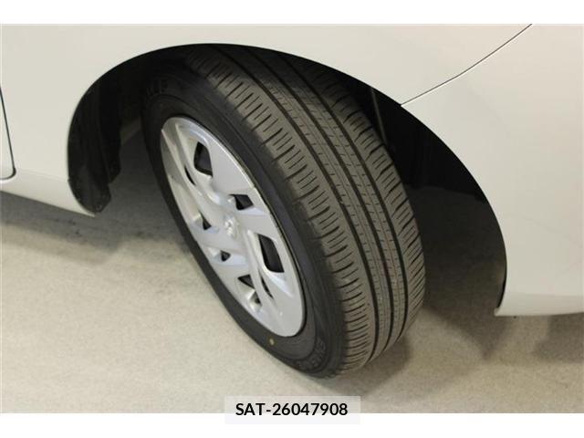 Toyota AQUA 2025-03 7452834-26