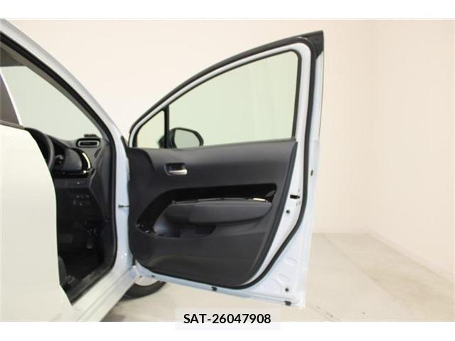 Toyota AQUA 2025-03 7452834-27