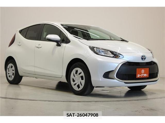 Toyota AQUA 2025-03 7452834-5