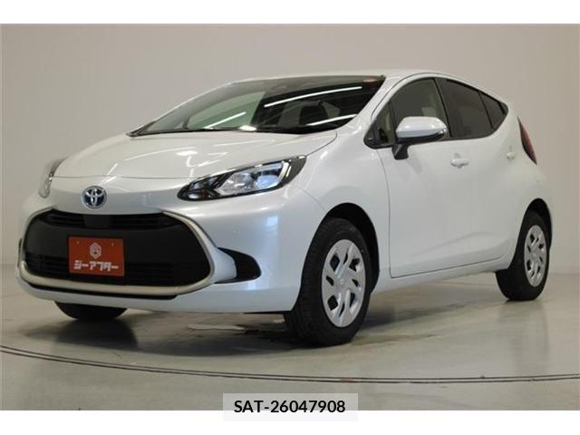 Toyota AQUA 2025-03 7452834-7