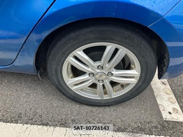 Toyota AQUA 2016-04 7452925-12