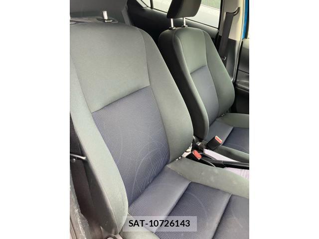 Toyota AQUA 2016-04 7452925-15
