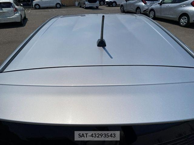 Toyota AQUA 2014-07 7452915-10