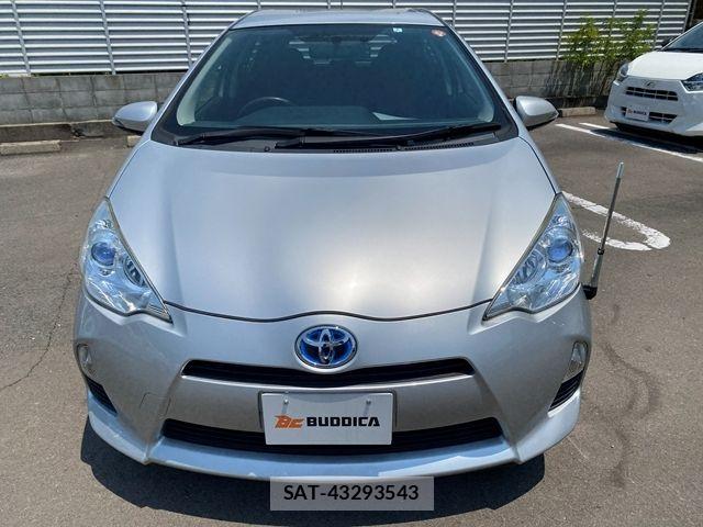 Toyota AQUA 2014-07 7452915-2