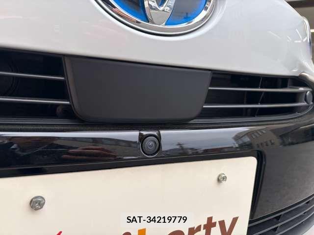 Toyota AQUA 2025-04 7452823-8