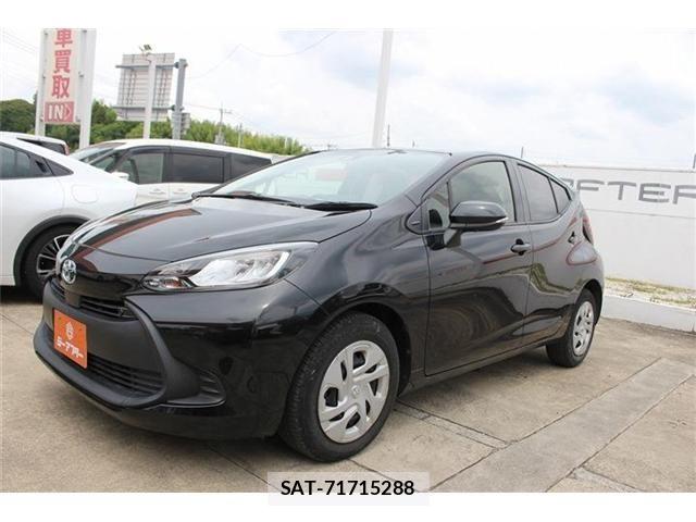 Toyota AQUA 2022-11 7452844-8