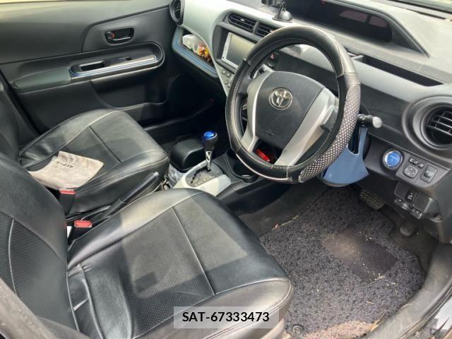 Toyota AQUA 2014-05 7452922-13