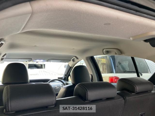 Toyota AQUA 2013-09 7452917-10