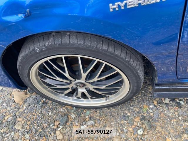 Toyota AQUA 2015-06 7452923-12
