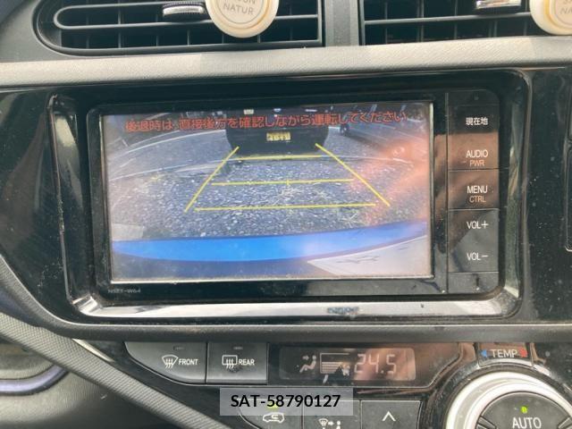 Toyota AQUA 2015-06 7452923-21
