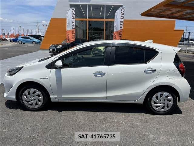 Toyota AQUA 2018-04 7452875-10