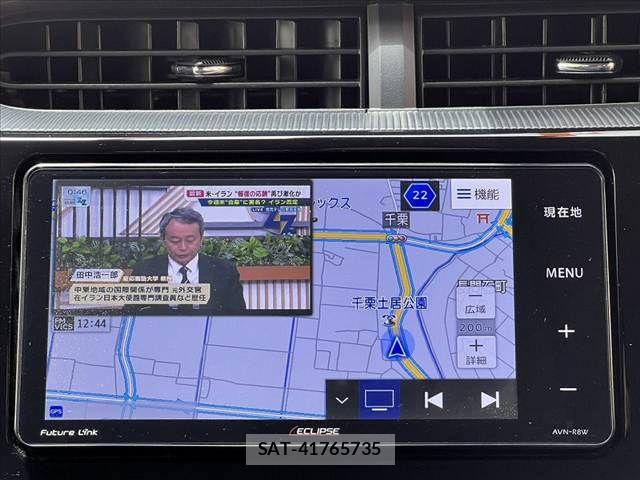 Toyota AQUA 2018-04 7452875-25