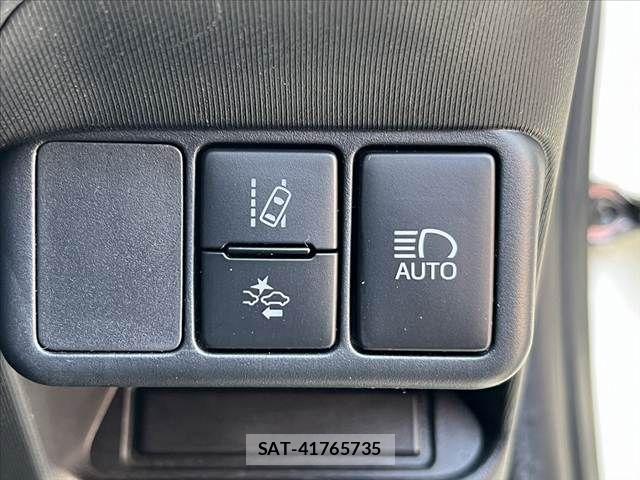 Toyota AQUA 2018-04 7452875-4